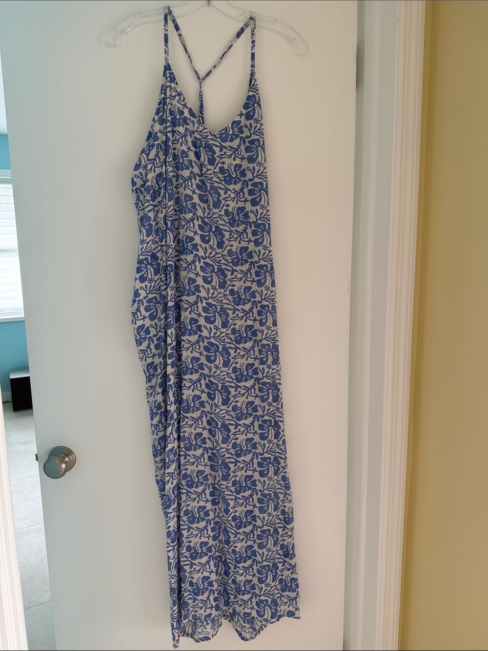 Tiare Hawaii Blue and White Floral Sundress